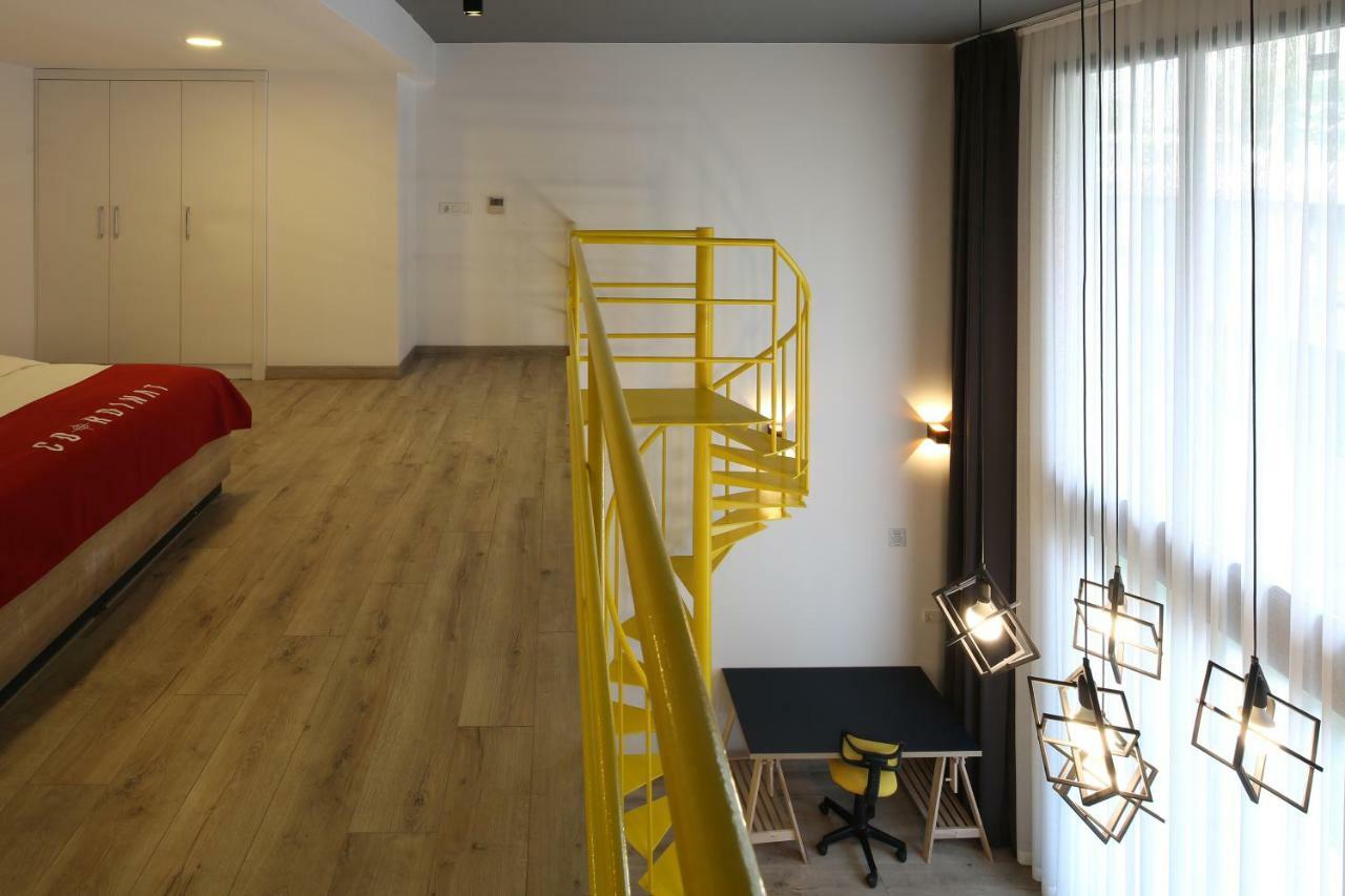 Coordinat Suits Apartment Izmir
